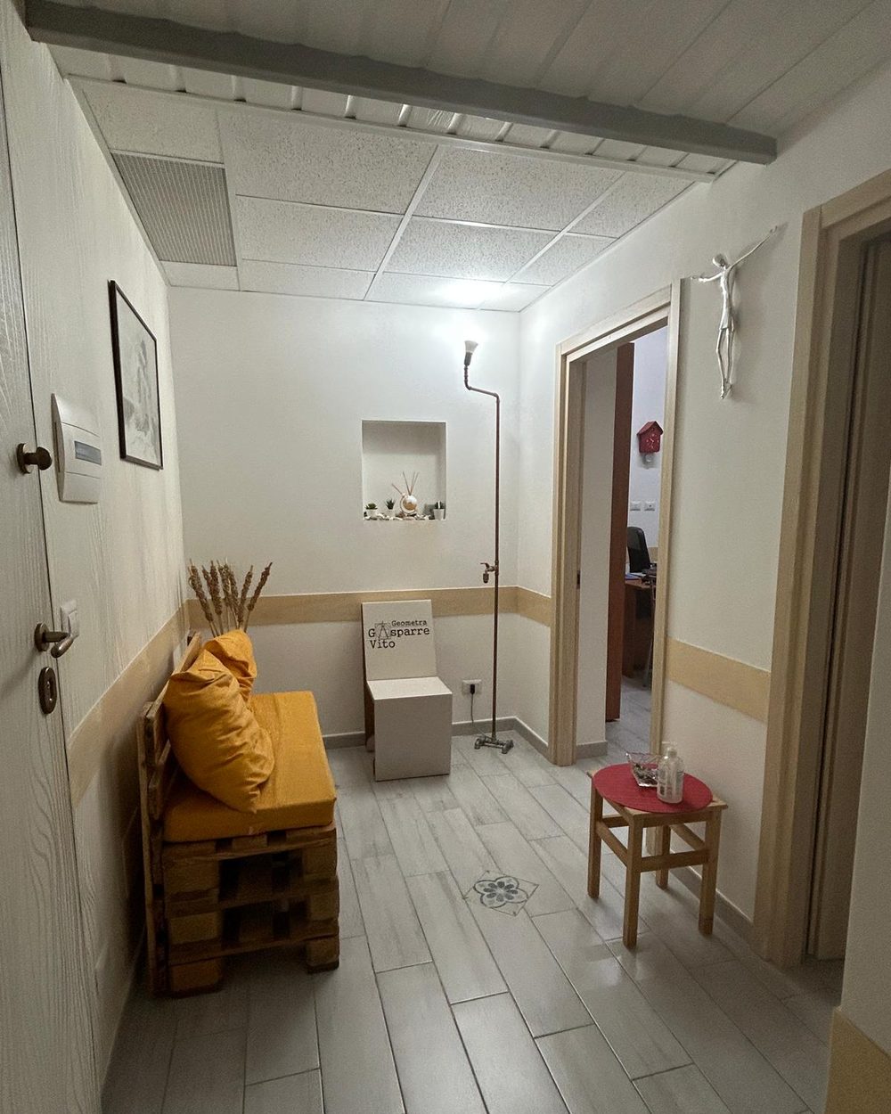 Uno scorcio dell'ambiente di lavoro dello studio tecnico Gasparre